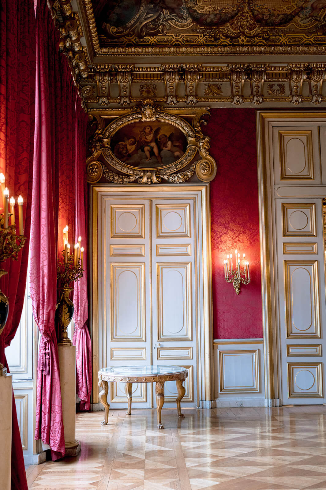 Quai d'Orsay Interior